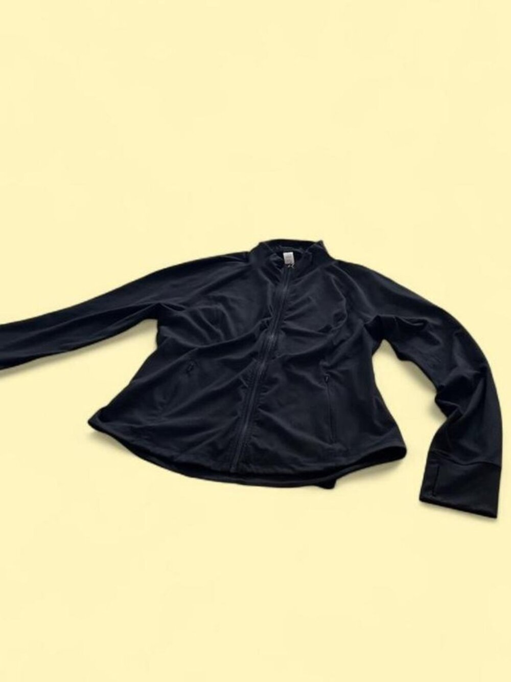 Yogalicious Lux Black Active Top XL - Like New